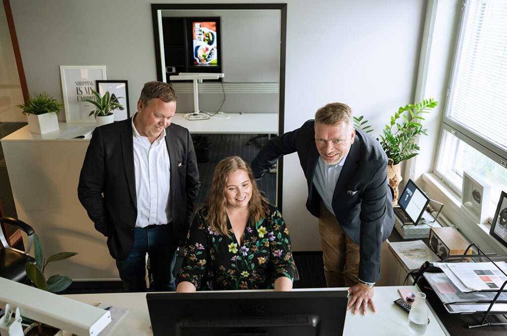 EWQ asiakaspalvelu, myynti ja huolto.